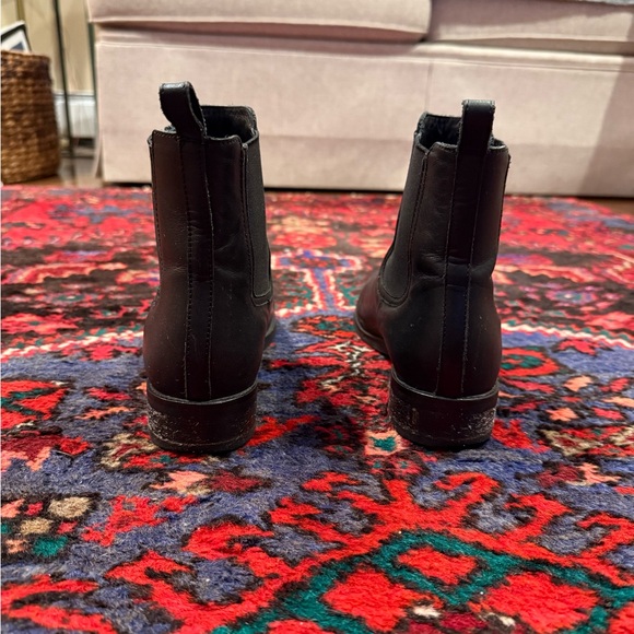 Black Leather Women’s Chelsea Boots - Picture 4 of 6